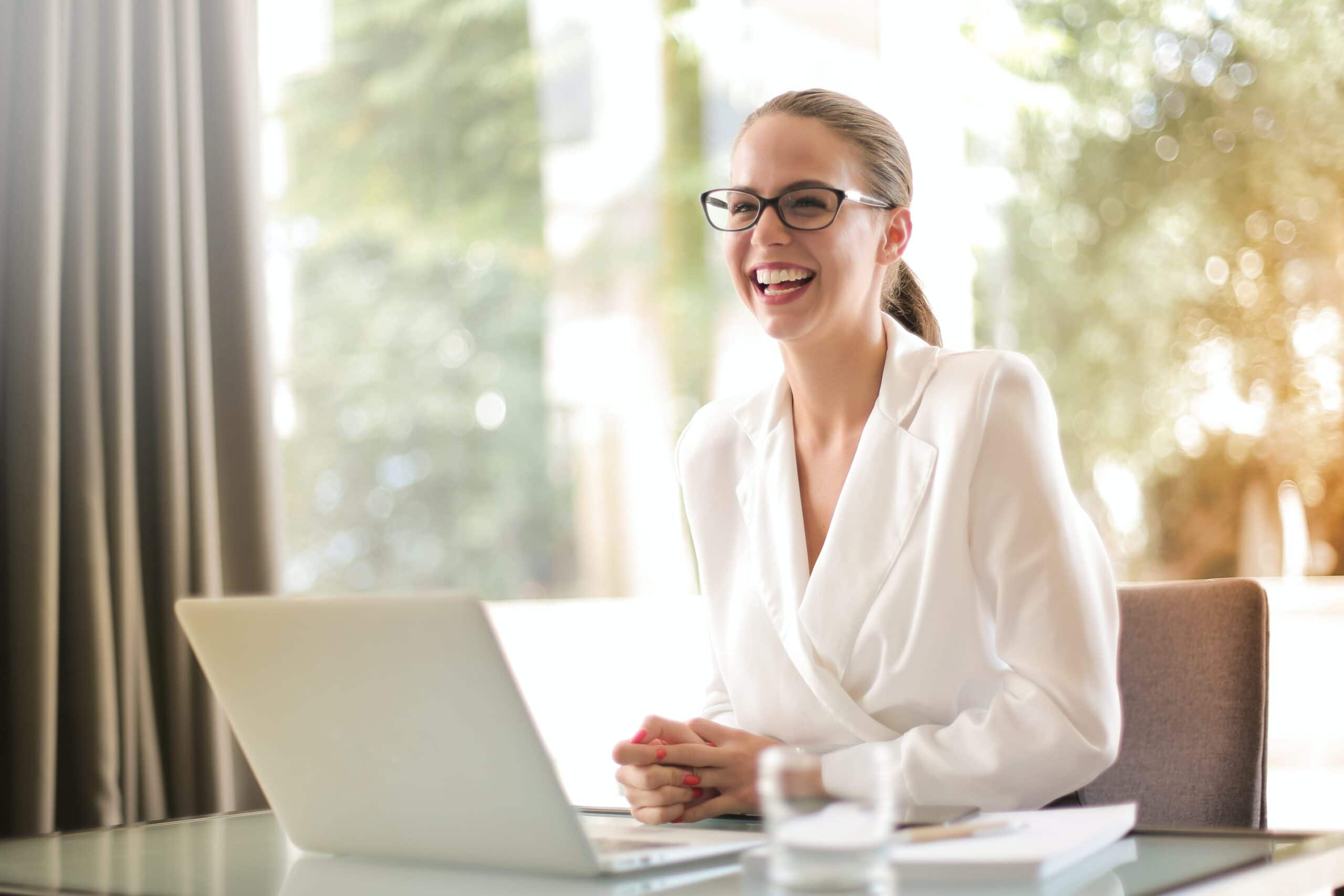 43 Employee of the Month Ideas for a Workplace Revolution