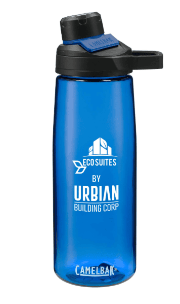 SwagDrop CamelBak Chute Mag Tritan Renew Water Bottle, in blue, featuring a carry handle and a magnetic cap, perfectly suited for exercise.